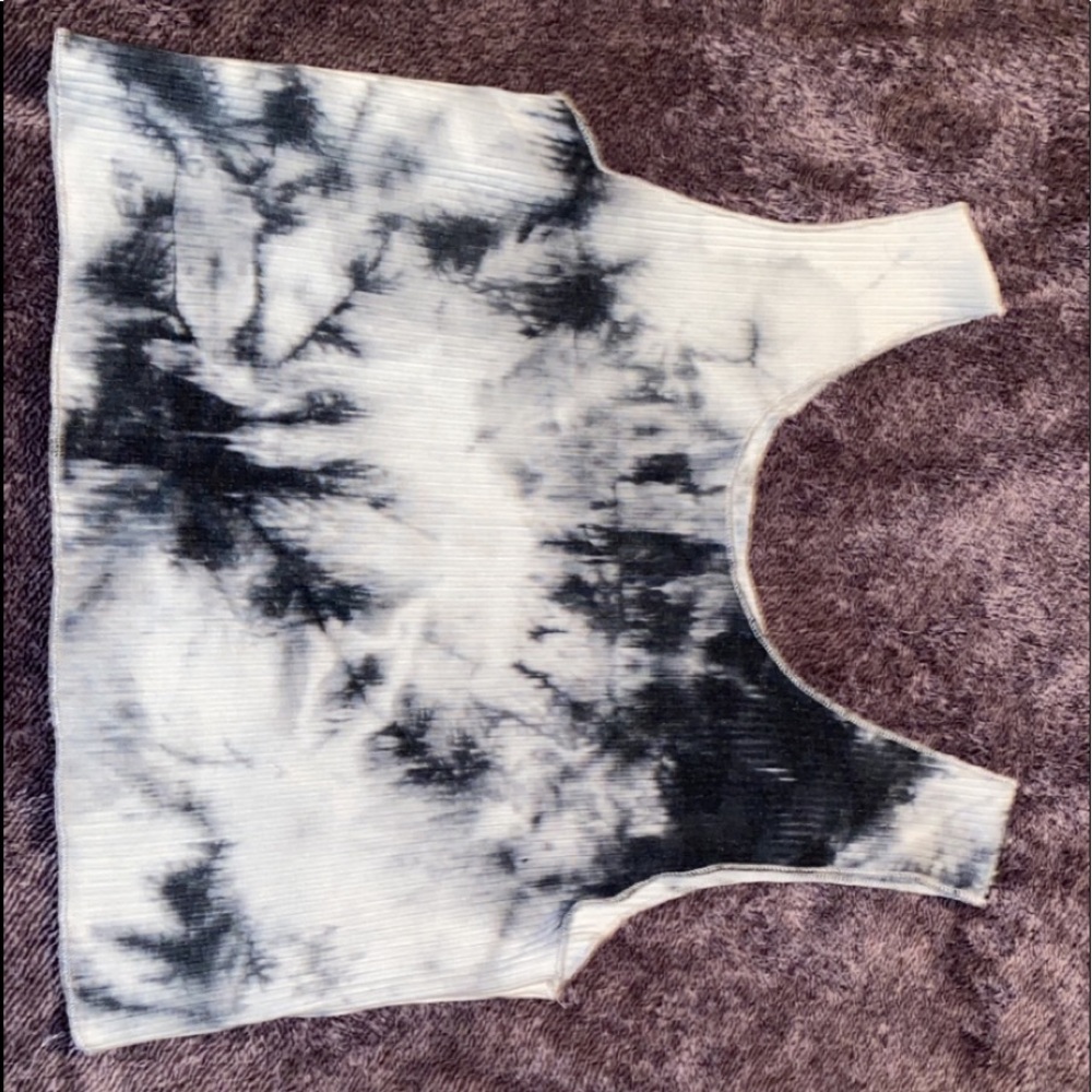 Cropped Tank Top
